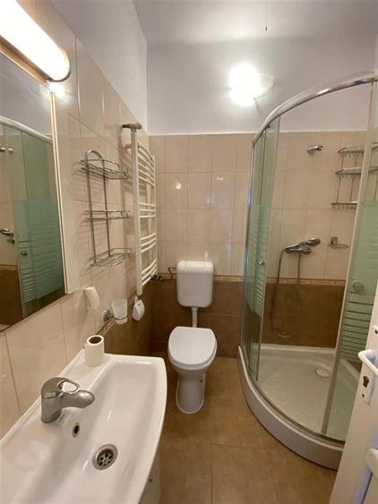 Casă cu 3 camere cu Canalizare în Grădiște