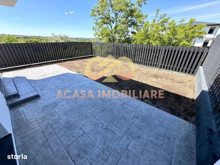 Casă cu 4 camere decomandat cu Teren 230 Mp în Bârnova
