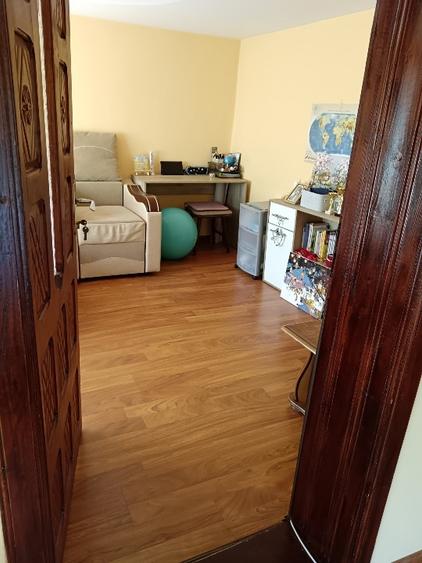 Casă individuală cu 3 camere cu Teren 6100 Mp în Micești