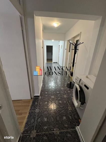 Apartament cu 3 camere decomandat în Militari