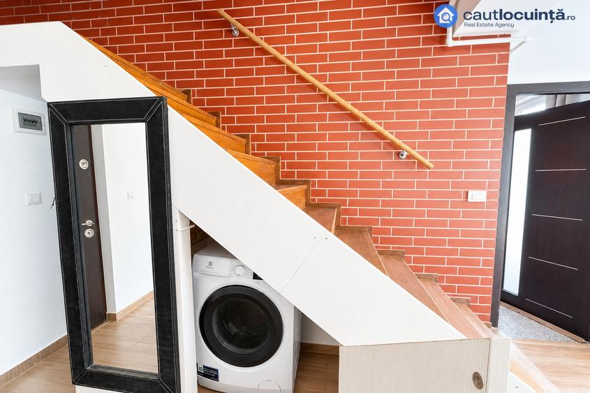 Apartament cu 3 camere semidecomandat, mobilat în Apărătorii Patriei