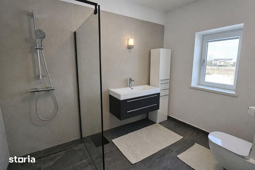 Spațiu comercial, de 4,300 mp, în Corbeanca