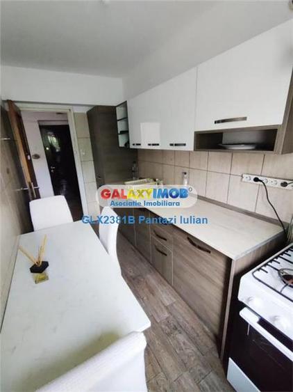 Apartament cu 3 camere decomandat, mobilat în Dristor