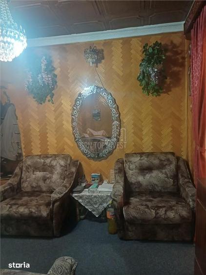 Apartament cu 4 camere decomandat în Vasile Aaron