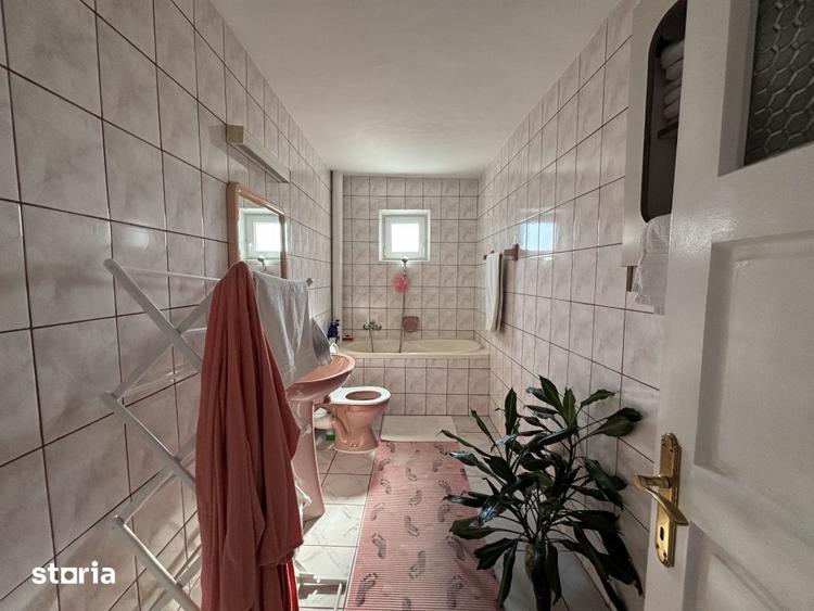 Casa individuala | 270mp util | Teren 500mp | Garaj | Zona Pod Ira - 1