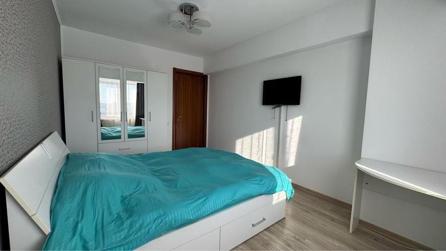 Apartament cu 2 camere semidecomandat în Giulești