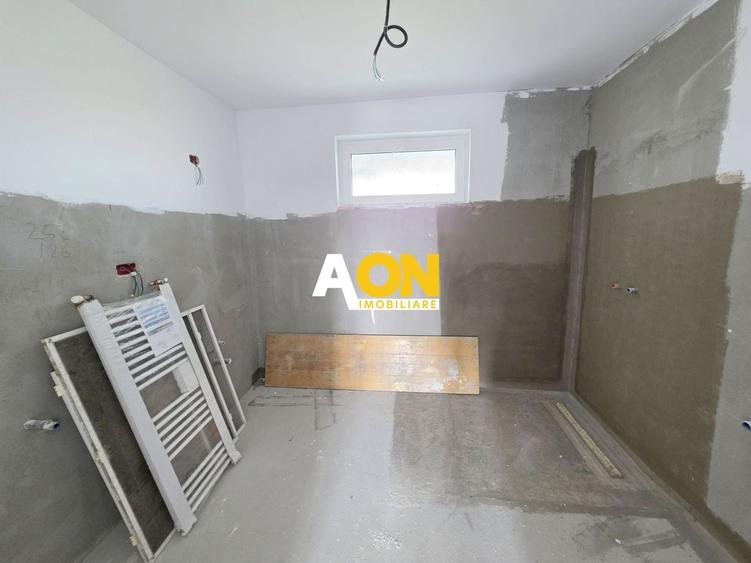 Duplex cu 5 camere cu Canalizare în Bărăbanț