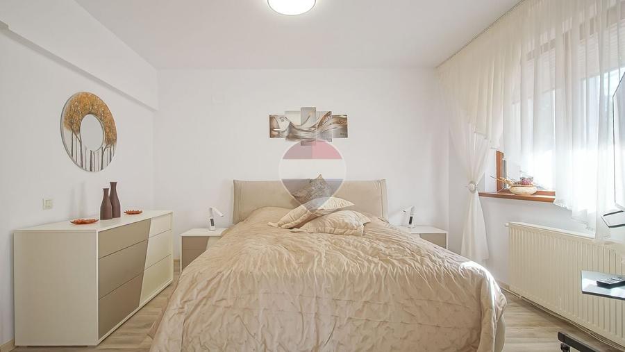 Apartament cu 4 camere decomandat, mobilat în Cioplea