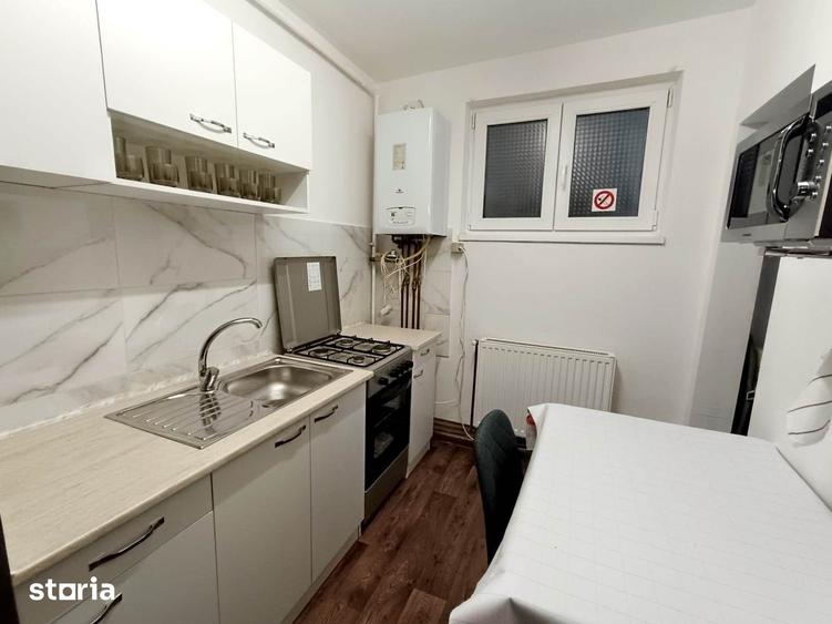 INCHIRIERE, Apartament 2 camere, Calea Bucure?ti, Etaj 2 , 450 /luna - 3