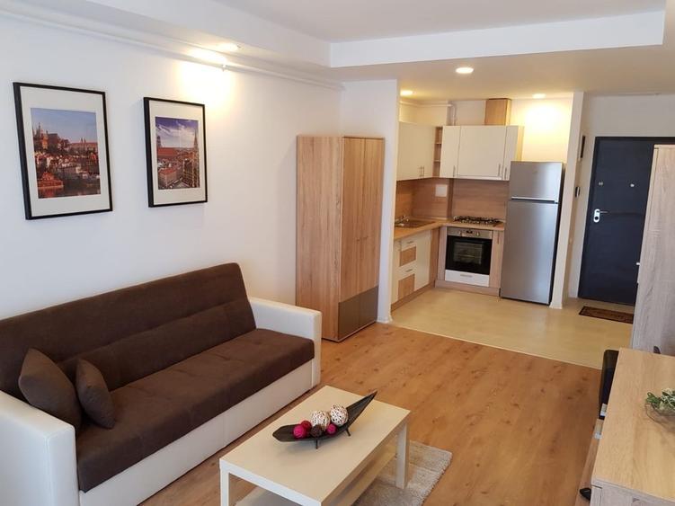 Apartament cu 2 camere decomandat în Crețuleasca
