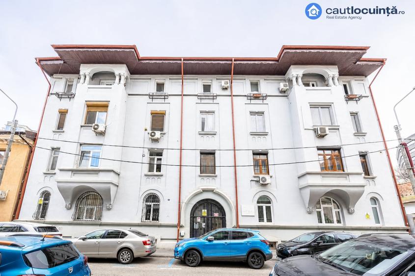 Apartament cu 6 camere, mobilat în P-ța Victoriei