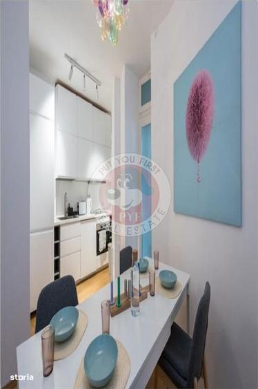 Apartament cu 4 camere decomandat în Centrul Istoric
