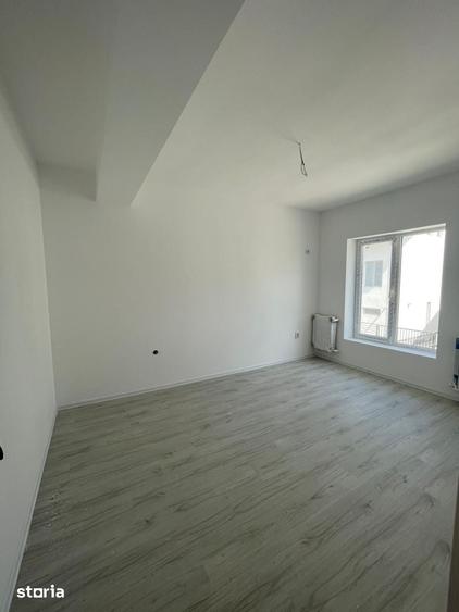 Casă cu 3 camere cu Teren 250 Mp în Central