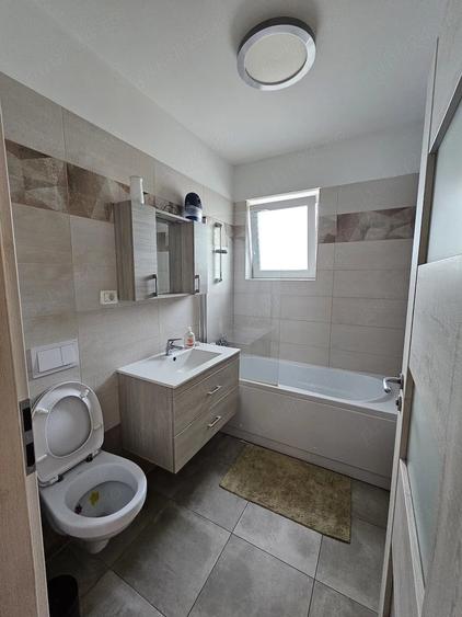Apartament cu 2 camere decomandat în Dumbrăvița