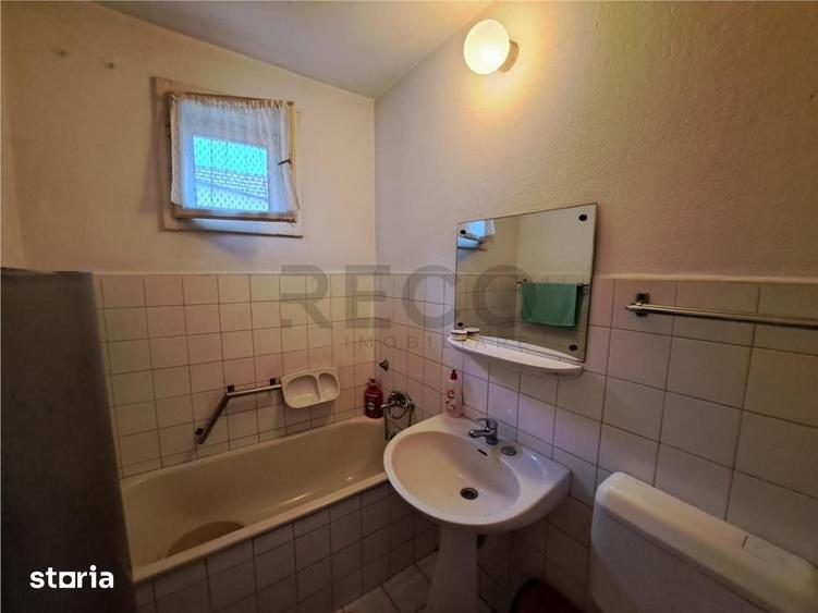 Casă cu 2 camere decomandat cu Teren 257 Mp în Sânmartin