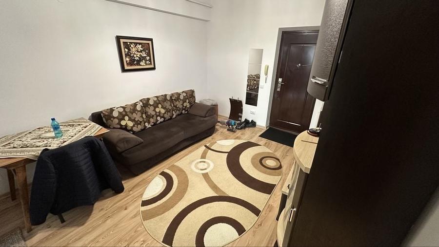 Apartament cu 2 camere în Tătărași