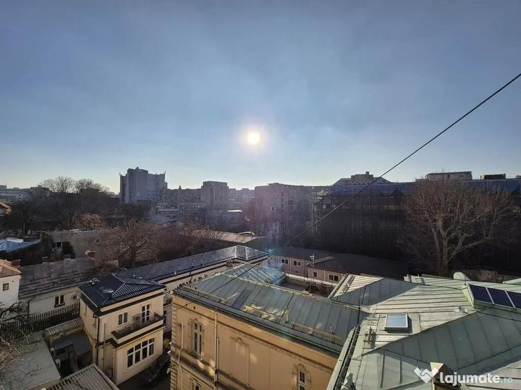 Apartament cu 2 camere semidecomandat în Central