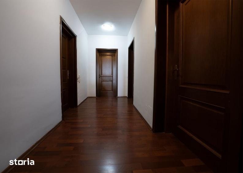 Apartament cu 4 camere în Ștefan cel Mare