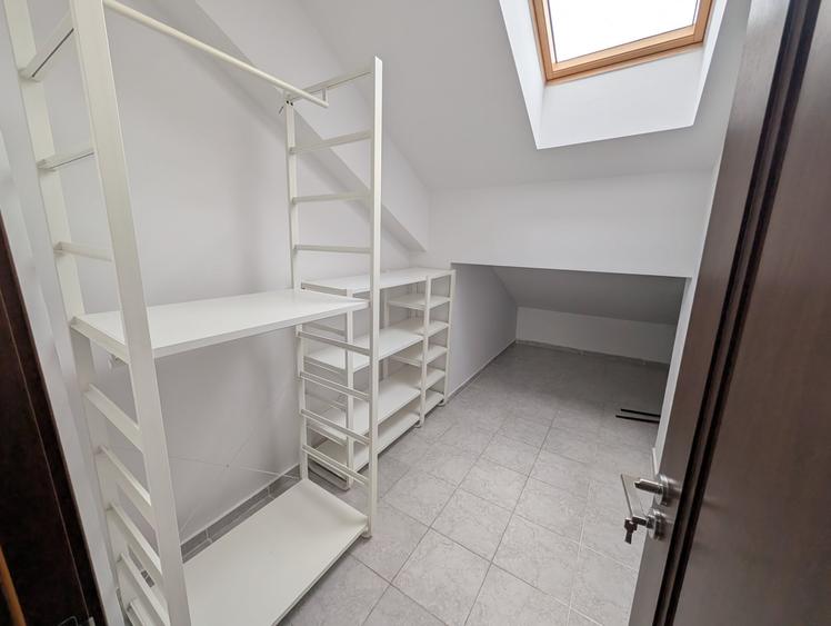 Casă individuală cu 5 camere cu Teren 640 Mp în Otopeni