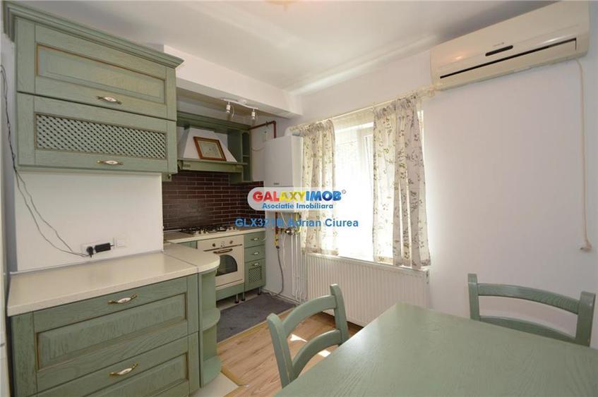 Apartament cu 2 camere decomandat în Decebal