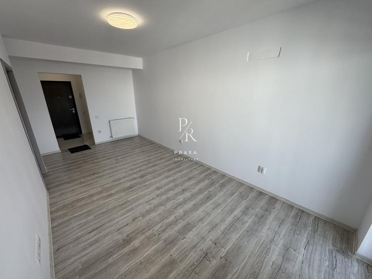 Garsonieră decomandată, mobilată în Florești