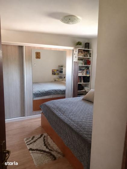 Casă cu 4 camere cu Teren 1100 Mp în Central