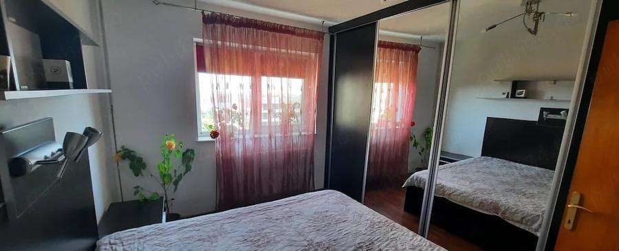 Apartament cu 3 camere decomandat, mobilat în Tomis Nord