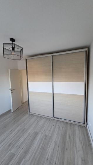 Apartament cu 2 camere decomandat în Gruia
