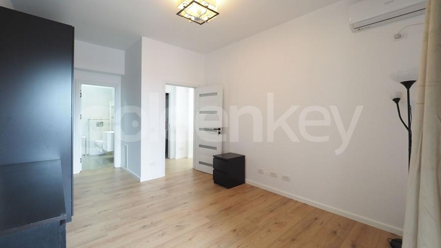 Apartament cu 3 camere decomandat, mobilat în Barbu Văcărescu