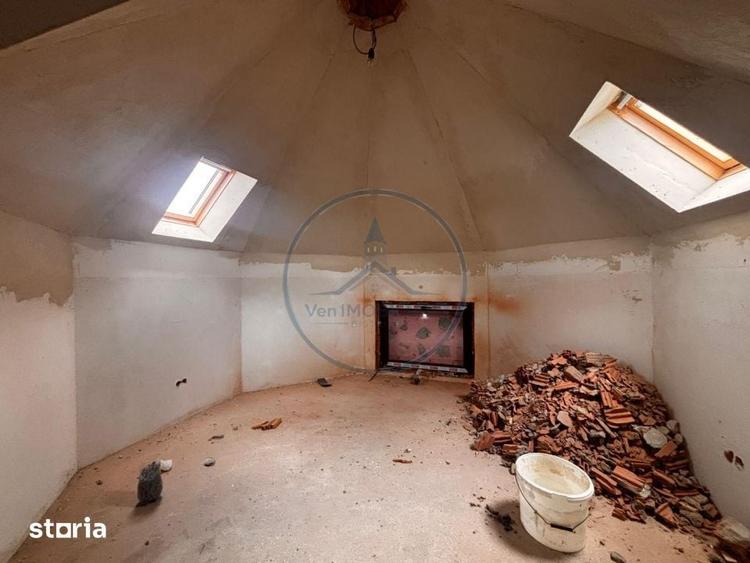 Casă cu 5 camere cu Teren 7000 Mp în Josenii Bârgăului