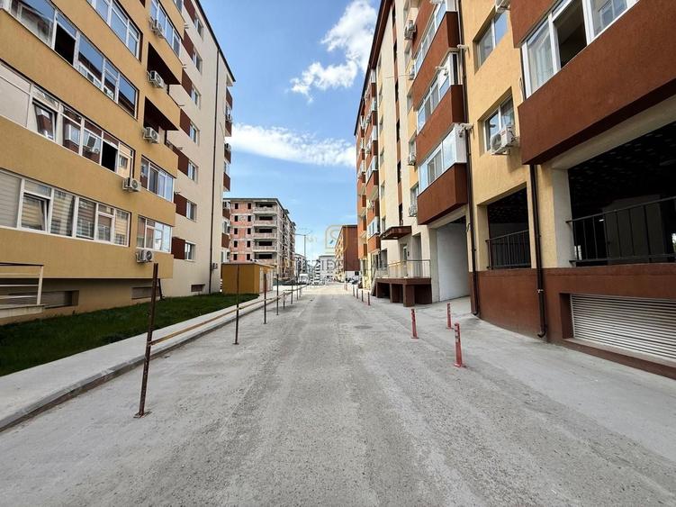 Garsonieră decomandată, mobilată în Apărătorii Patriei