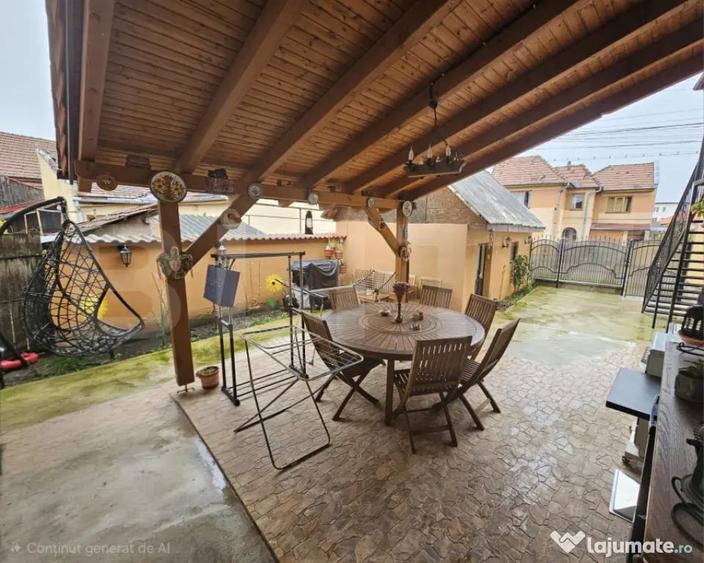 Apartament cu 3 camere semidecomandat în Central