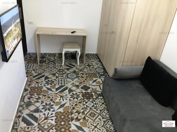 Garsonieră semidecomandată, mobilată în Vitan Mall