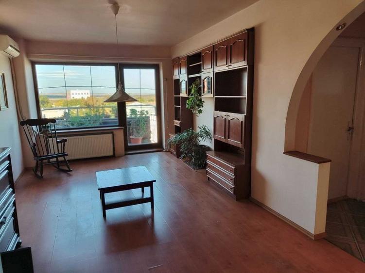 Apartament cu 2 camere nedecomandat în Copou