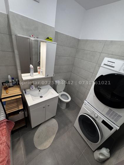 Apartament cu 2 camere decomandat în Titan