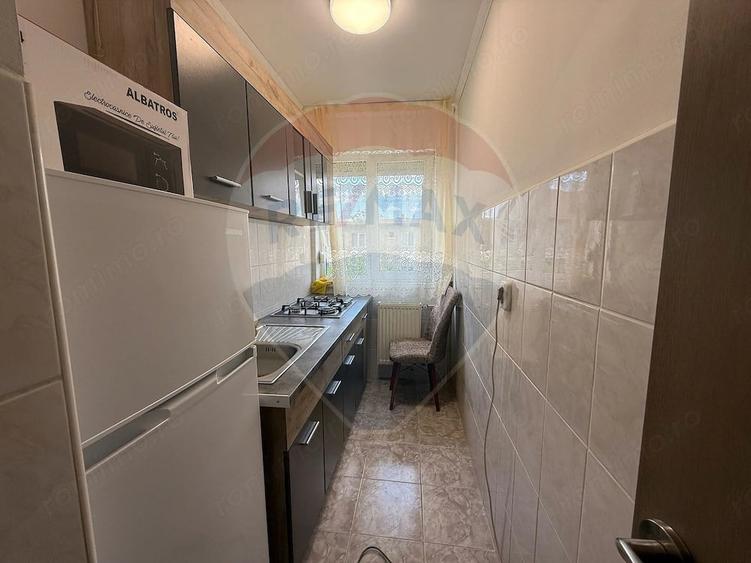 Apartament cu 2 camere semidecomandat în Nufărul
