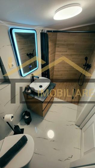 Apartament cu 2 camere semidecomandat, mobilat în 7 Noiembrie