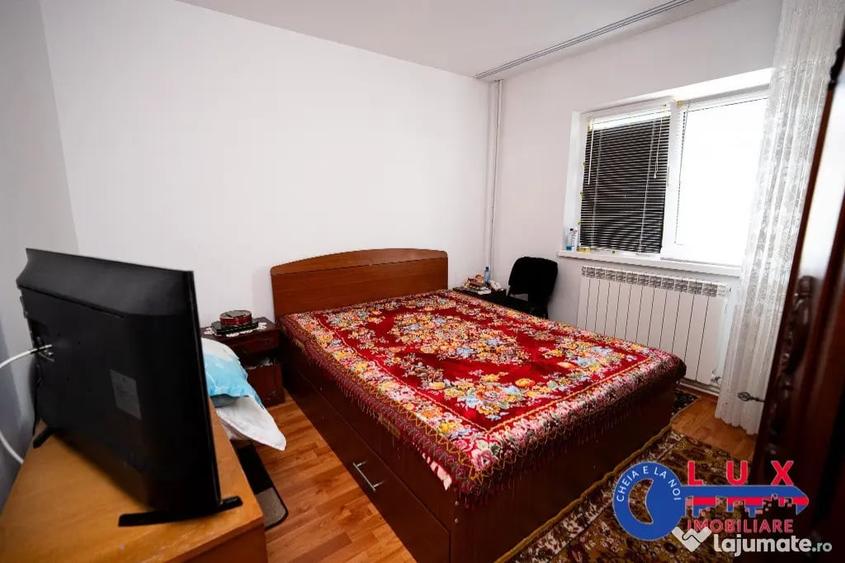 Apartament cu 3 camere decomandat în Ultracentral