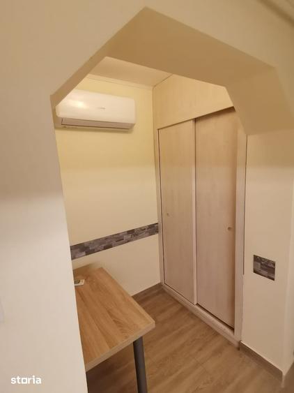 De inchiriat apartament cu 2 camere, decomandat Centrul ora?ului - 5