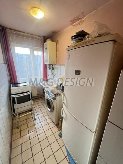 Apartament cu 3 camere semidecomandat în Șagului