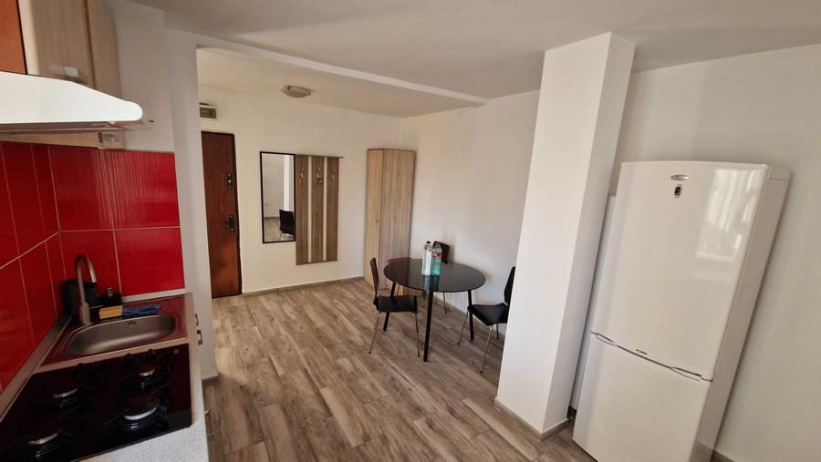Apartament cu 2 camere semidecomandat în Iancului