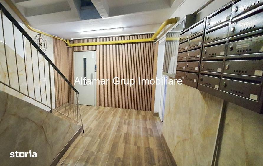 Apartament cu 4 camere decomandat în Berceni