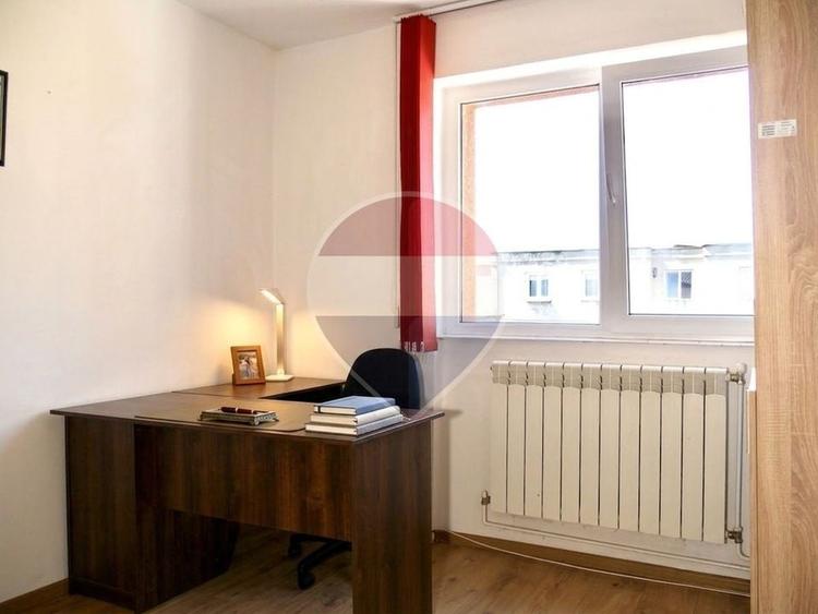 Apartament cu 2 camere decomandat, mobilat în Kogălniceanu