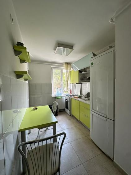 Apartament cu 2 camere decomandat, mobilat în Ultracentral