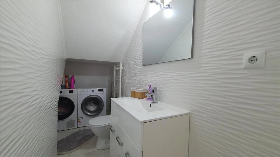 Casă cu Teren 280 Mp în Poieni-Suceava
