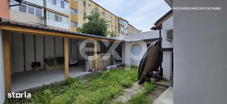 Casă cu 6 camere decomandat cu Teren 415 Mp în Central