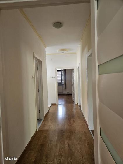 Casă cu 3 camere cu Teren 600 Mp în Trei Stejari