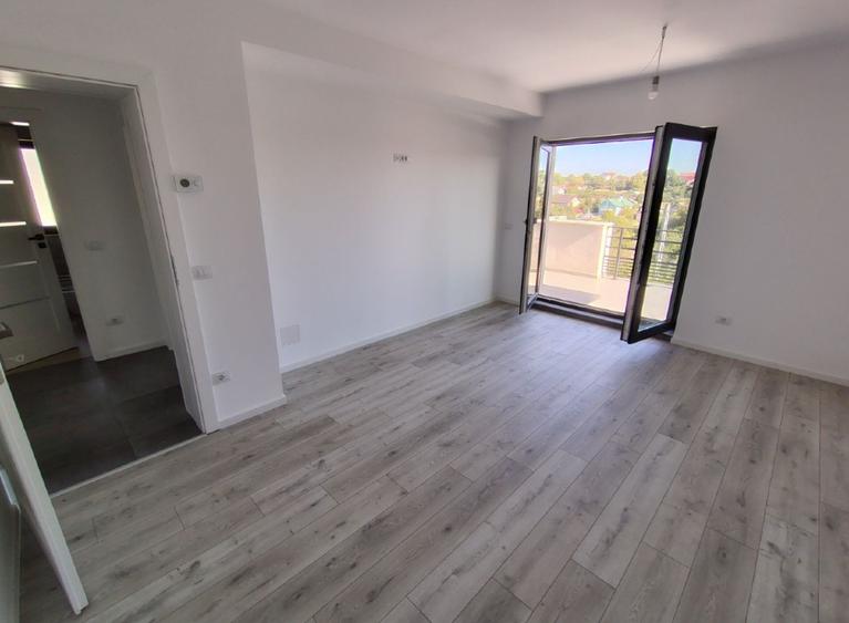 Casă individuală cu 5 camere cu Teren 388 Mp în Valea Adâncă