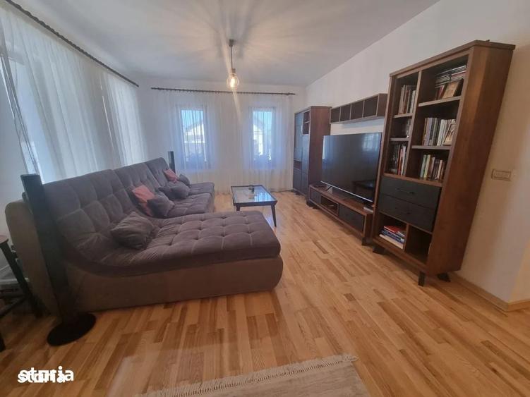 Casă cu 4 camere cu Teren 500 Mp în Moara