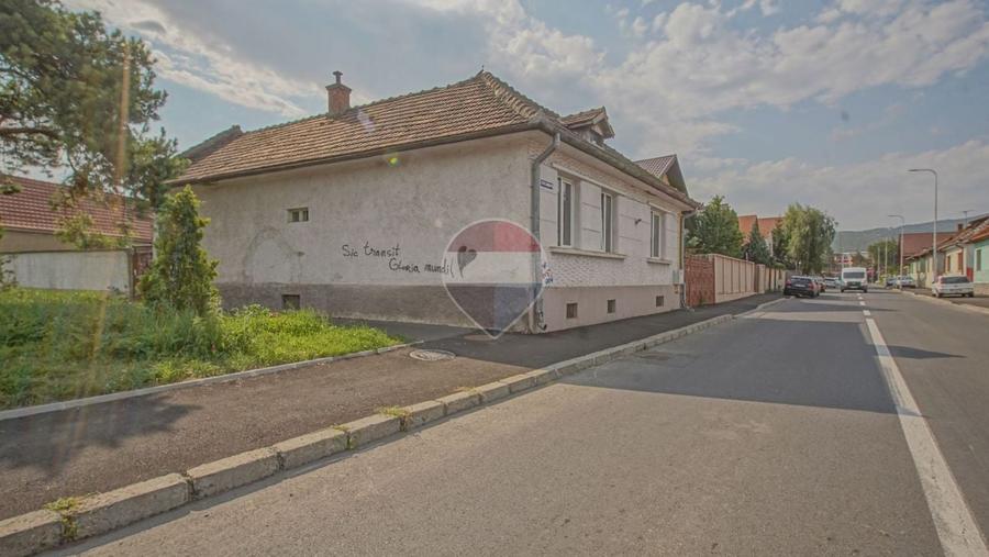 Casă individuală cu 3 camere cu Teren 553 Mp în Bartolomeu